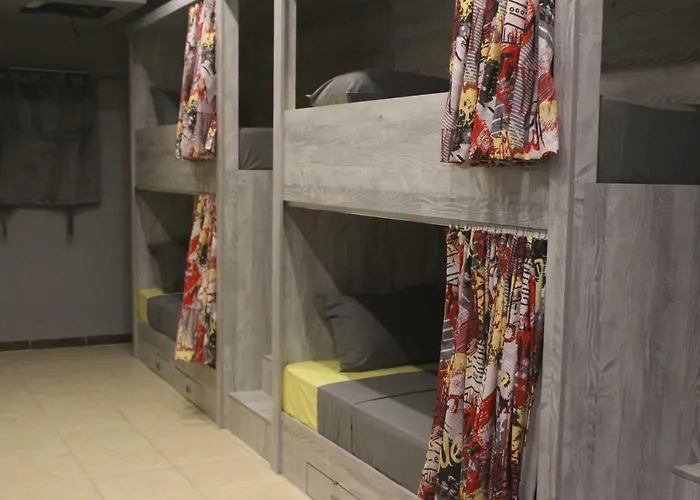 Marina Square Hostel